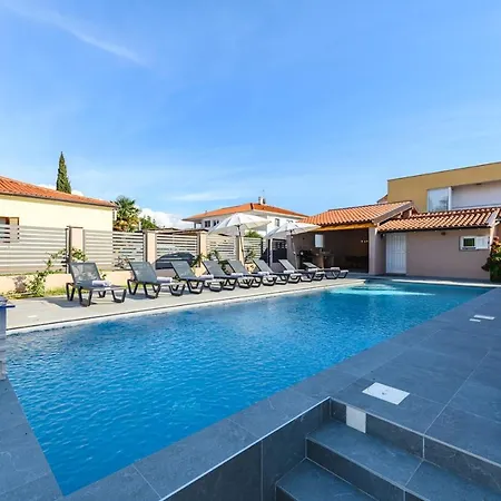 Villa Jolanda Umag Exterior photo