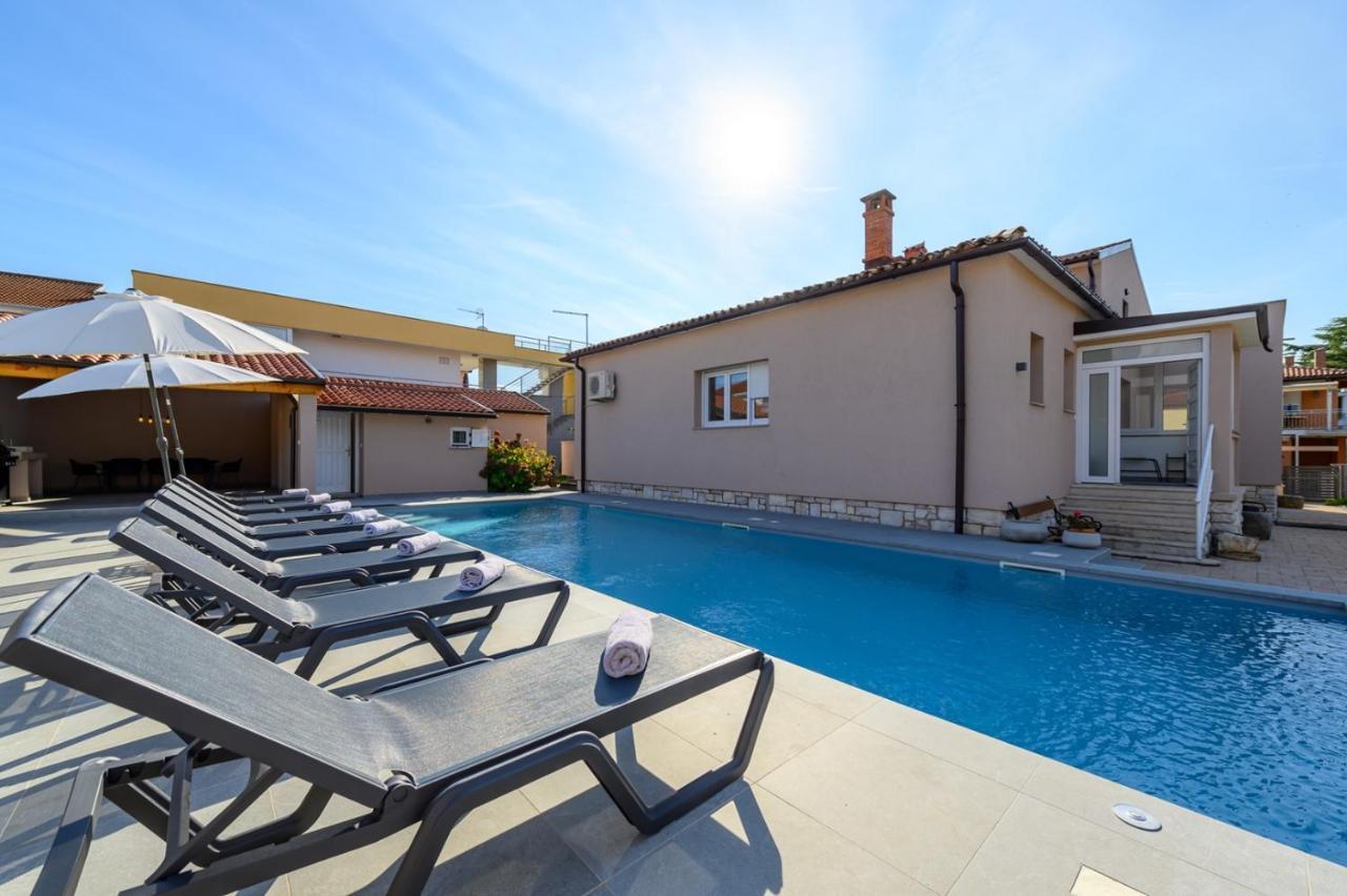 Villa Jolanda *